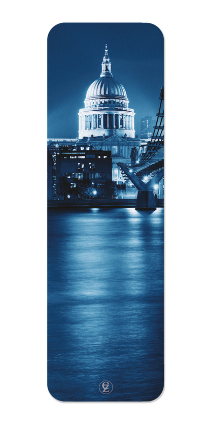 Ezen - St Paul's lit at night - Bookmark - Front